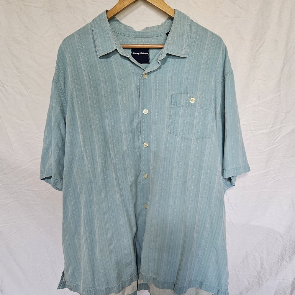 Tommy Bahama Blue Casual Button Down Shirt